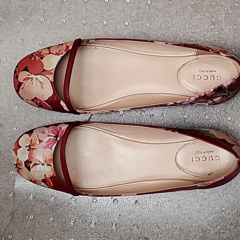 Gucci bloom flats in red